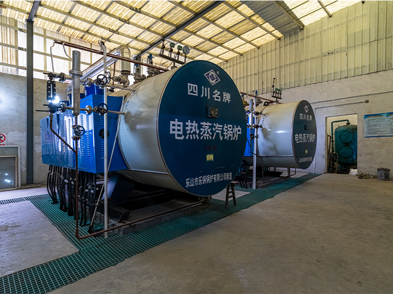 新型電鍋爐設(shè)備